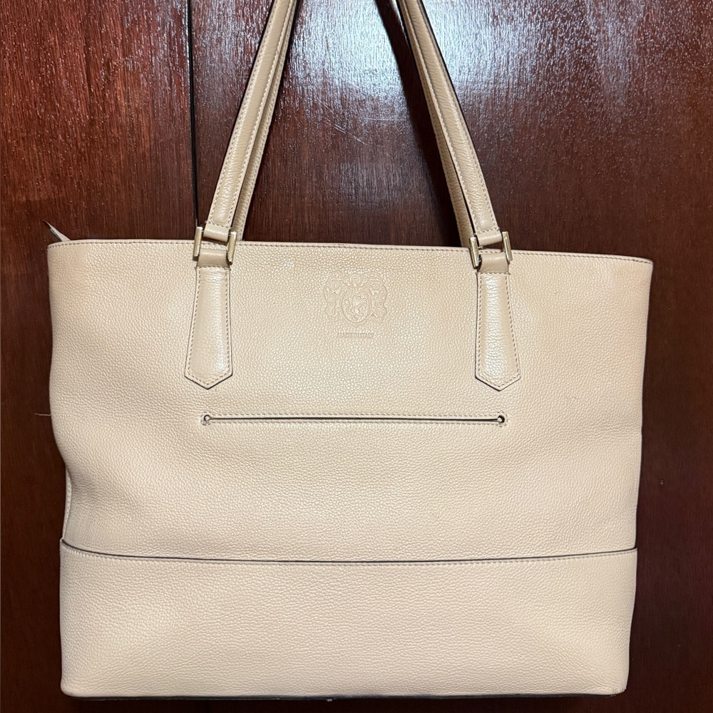 Light pink brunomagli tote ! Leather, excellent quality!